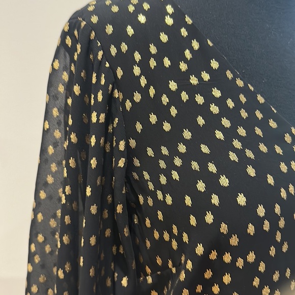 Black and Gold Blouse - Picture 6 of 9